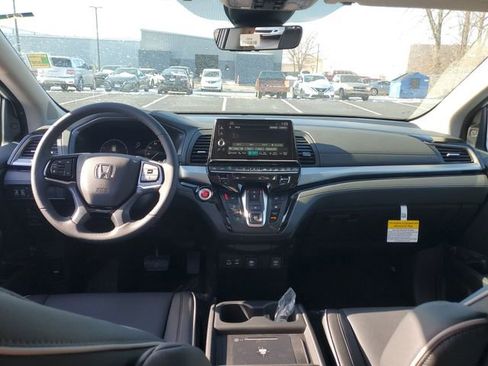 New 2026 Honda Odyssey Touring image 20
