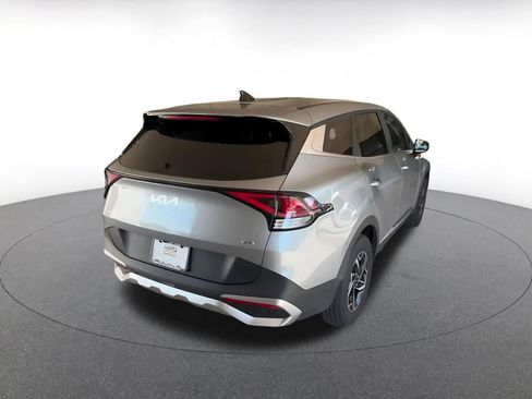 Used 2024 Kia Sportage LX image 15