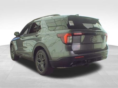Used 2025 Ford Explorer ST-Line w/ Premium Package image 20