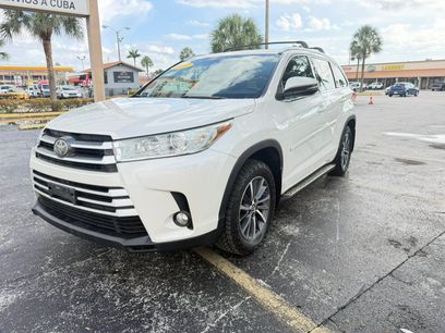 Used 2017 Toyota Highlander XLE w/ Protection Package #3
