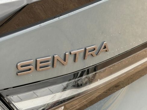 New 2026 Nissan Sentra SR FWD image 10
