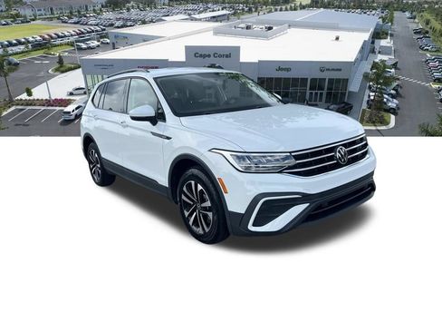 Used 2022 Volkswagen Tiguan S FWD image 3