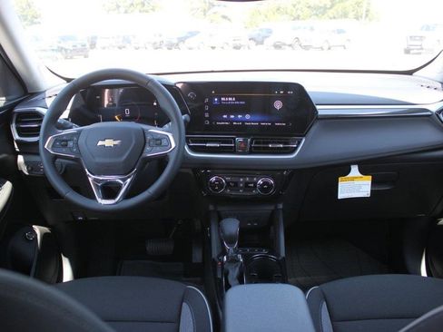 New 2026 Chevrolet TrailBlazer LT w/ Convenience Package image 8