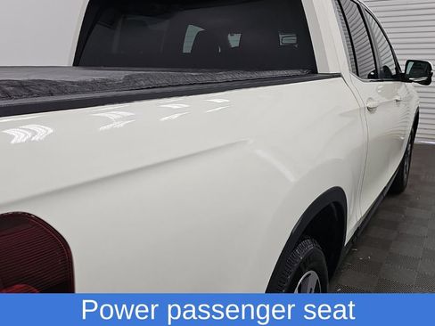 Used 2017 Honda Ridgeline RTL-T image 10