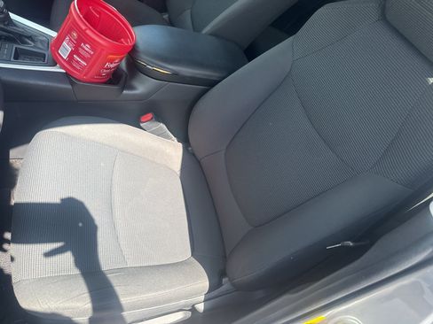 Used 2019 Toyota RAV4 LE w/ Carpet Mat Package FWD image 12