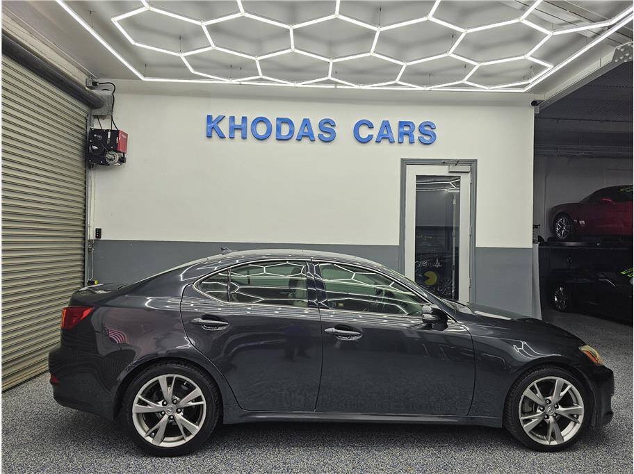 Used 2010 Lexus IS 250 w/ Premium Pkg Value Edition RWD image 5