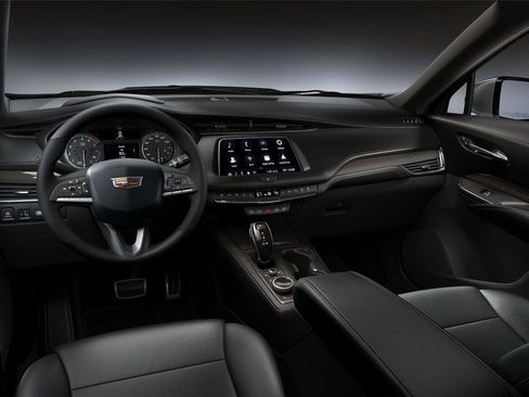 Certified 2023 Cadillac XT4 Sport w/ Technology Package image 23