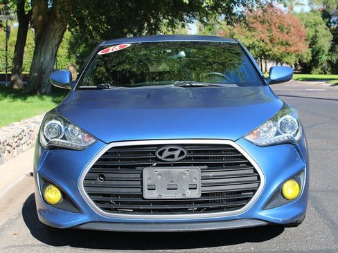 Used 2016 Hyundai Veloster Rally Edition image 4