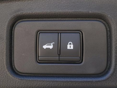 Used 2025 Nissan Pathfinder Platinum w/ Cargo Package FWD image 16