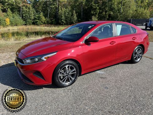 Certified 2023 Kia Forte LXS image 1