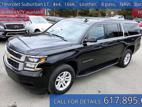 Used 2019 Chevrolet Suburban LT image 1