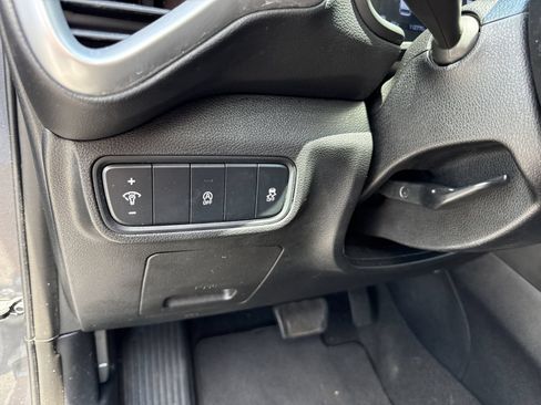 Used 2021 Kia Soul LX FWD image 14