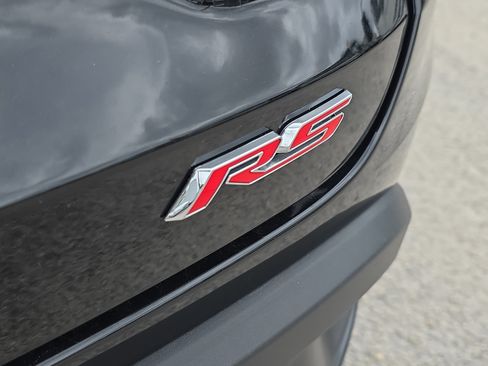 Used 2025 Chevrolet Trax RS w/ Sunroof Package FWD image 11