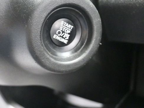 Used 2023 RAM ProMaster 2500 FWD image 23