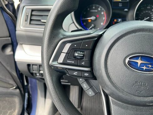 Used 2019 Subaru Outback 2.5i AWD/4WD image 31