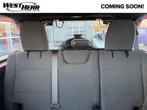 Used 2024 Jeep Wrangler Willys image 8