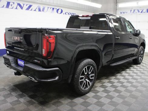 Used 2025 GMC Sierra 1500 AT4 w/ Technology Package AWD/4WD image 6