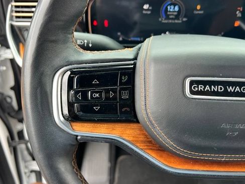 Used 2022 Jeep Grand Wagoneer Series III w/ Flexible Seating Group AWD/4WD image 22