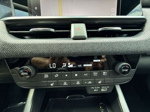 New 2026 Subaru Outback Limited AWD/4WD image 19