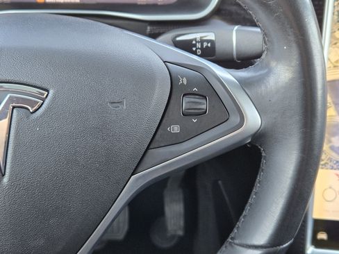 Used 2017 Tesla Model X 75D image 29