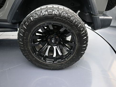 Used 2020 Jeep Wrangler Rubicon image 9