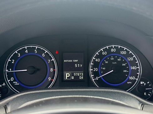 Used 2011 INFINITI G37 x Sedan w/ Premium Pkg image 24