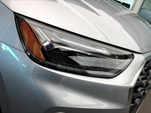 Used 2023 Audi Q5 2.0T Premium w/ Convenience Package image 26