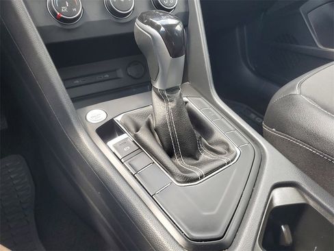 Used 2022 Volkswagen Taos SE image 84