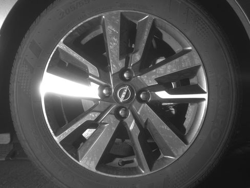 Used 2025 Nissan Versa SV image 13