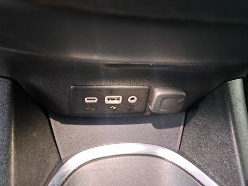 Used 2023 Chevrolet Malibu LT image 14