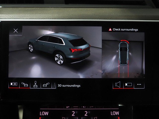 Used 2024 Audi Q8 e-tron Premium Plus w/ Premium Plus Package AWD/4WD image 37
