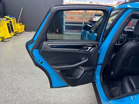 Used 2019 Porsche Macan S image 12