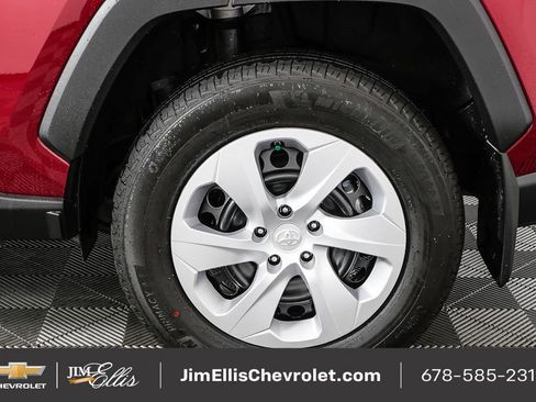 Used 2025 Toyota RAV4 LE image 35