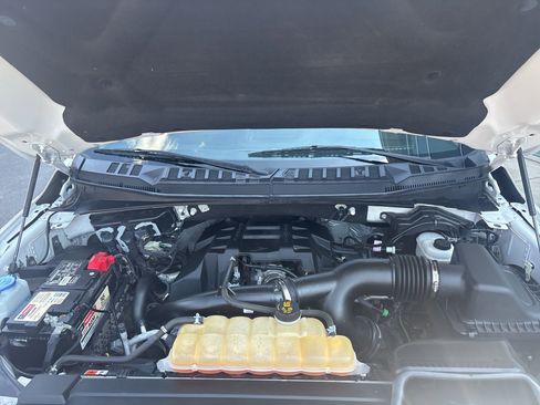 Used 2018 Ford F150 XLT w/ Trailer Tow Package image 14