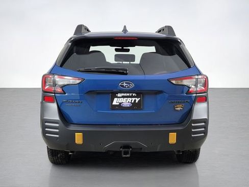 Used 2025 Subaru Outback Wilderness AWD/4WD image 4