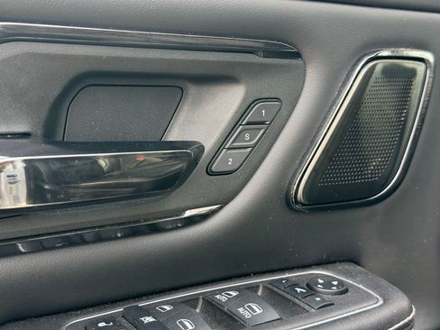 Used 2023 RAM 1500 Limited image 12