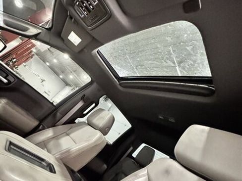 Used 2019 Chevrolet Silverado 1500 LTZ w/ LTZ Premium Package image 14