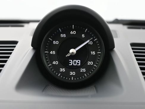 Certified 2026 Porsche 911 Carrera image 21