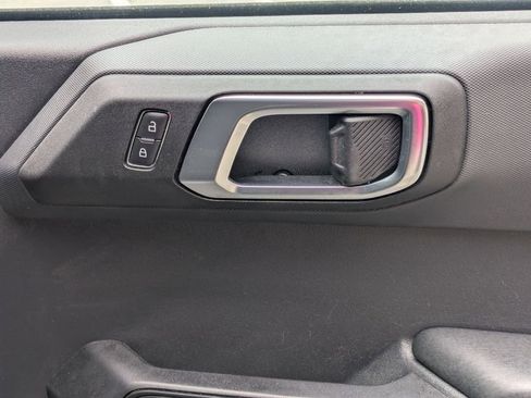 Used 2025 Ford Bronco Big Bend image 34