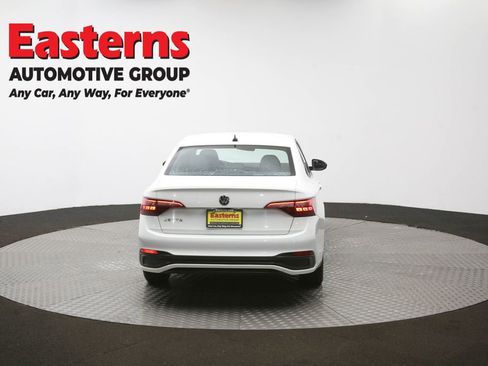 Used 2024 Volkswagen Jetta Sport FWD image 39