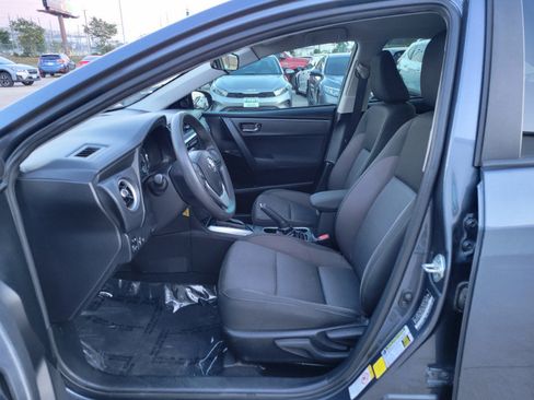 Used 2019 Toyota Corolla LE FWD image 19