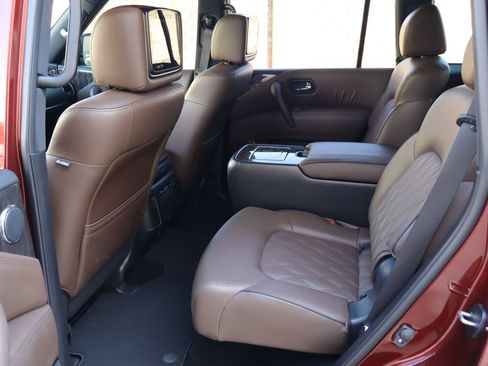 Used 2022 Nissan Armada Platinum w/ Captain's Chairs Package AWD/4WD image 6