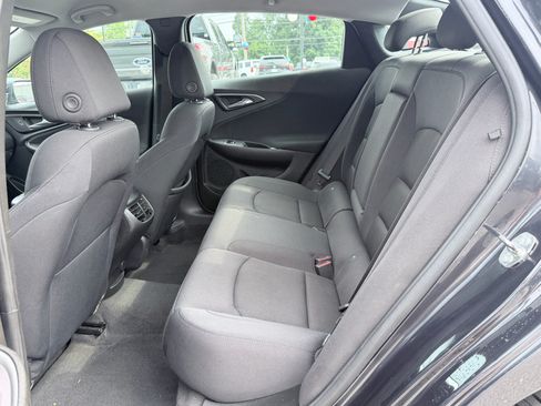 Used 2023 Chevrolet Malibu LT FWD image 25