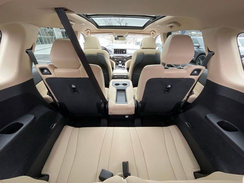 Used 2023 Acura MDX SH-AWD image 26