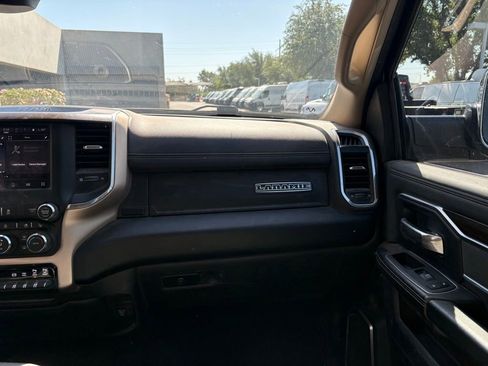 Used 2022 RAM 2500 Laramie AWD/4WD image 8