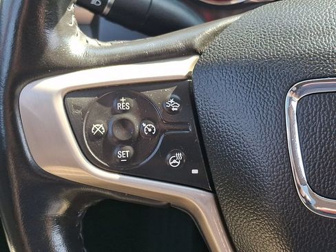Used 2018 GMC Acadia Denali w/ Technology Package AWD/4WD image 22