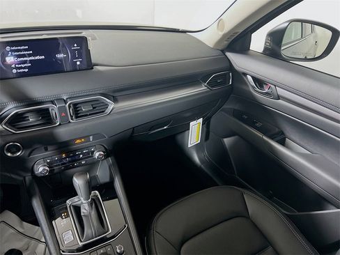 New 2025 MAZDA CX-5 AWD 2.5 S w/ Preferred Package image 18