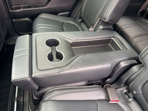 Used 2023 Honda Pilot Elite image 30