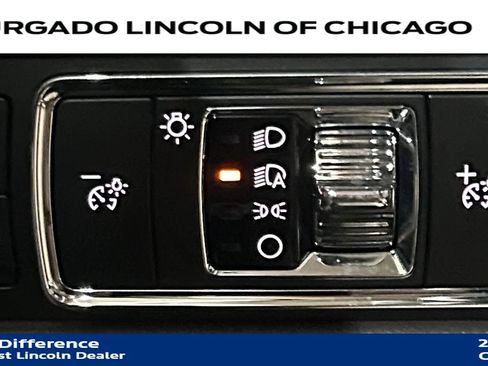 Used 2023 Lincoln Nautilus Reserve AWD/4WD image 59