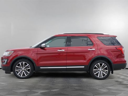 Used 2016 Ford Explorer Platinum AWD/4WD image 7
